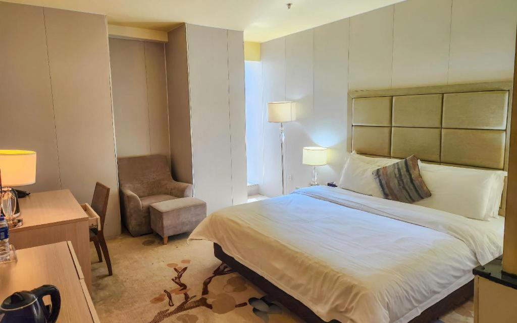 Boke Boutique Hotel Shenzhen Longgang Exteriör bild